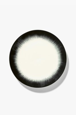 Комплект из 2-ух обеденных тарелок Serax DE, D24 см, кремовый/черный вариант №3, фарфор