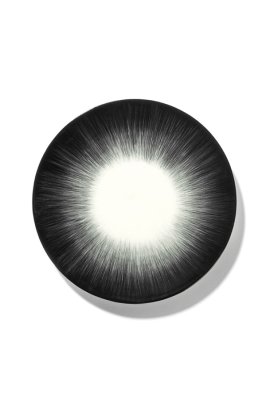 Комплект из 2-ух тарелок для салата Serax DE, D17.5 см, кремовый/черный вариант №4, фарфор